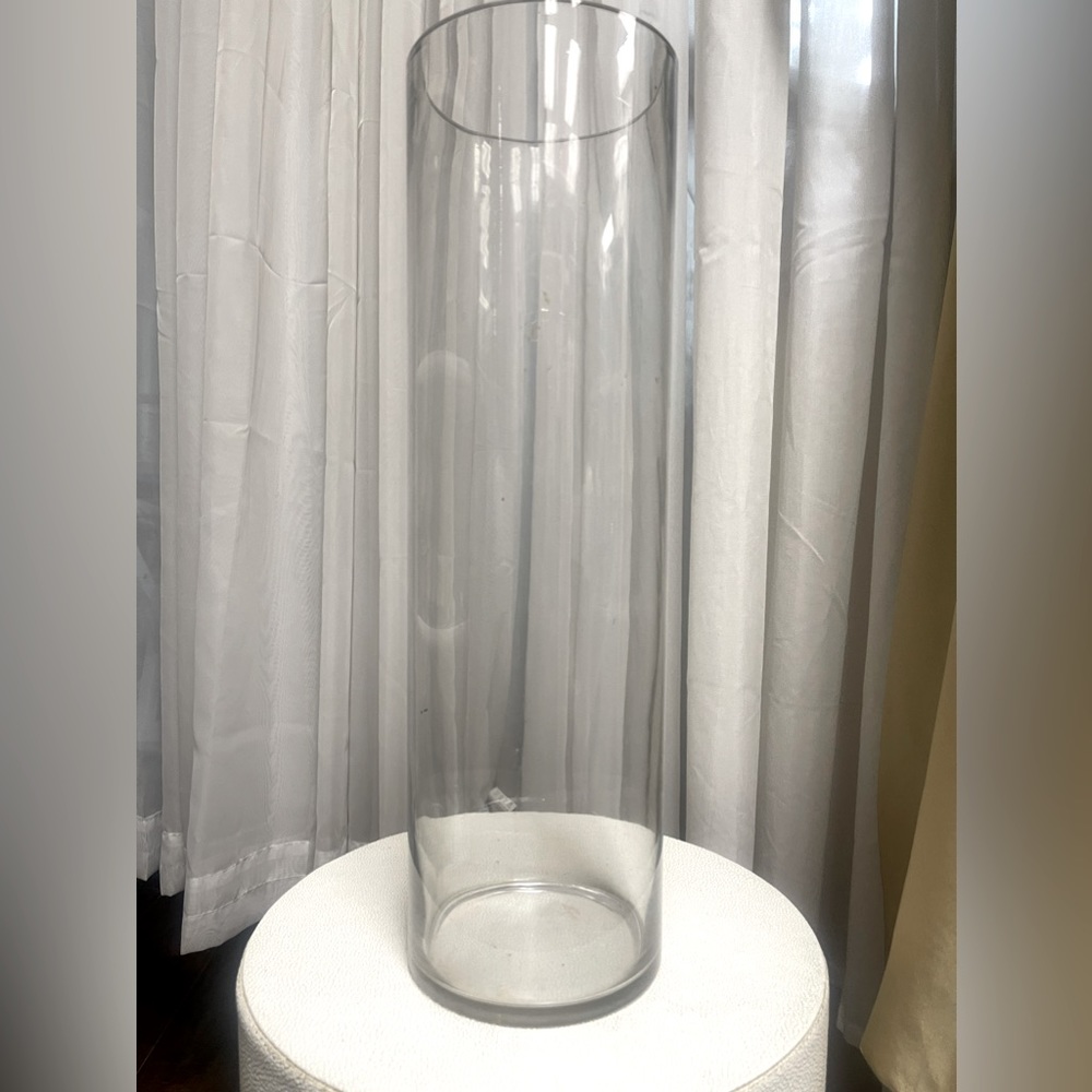 Glass cylinder vase for sale!